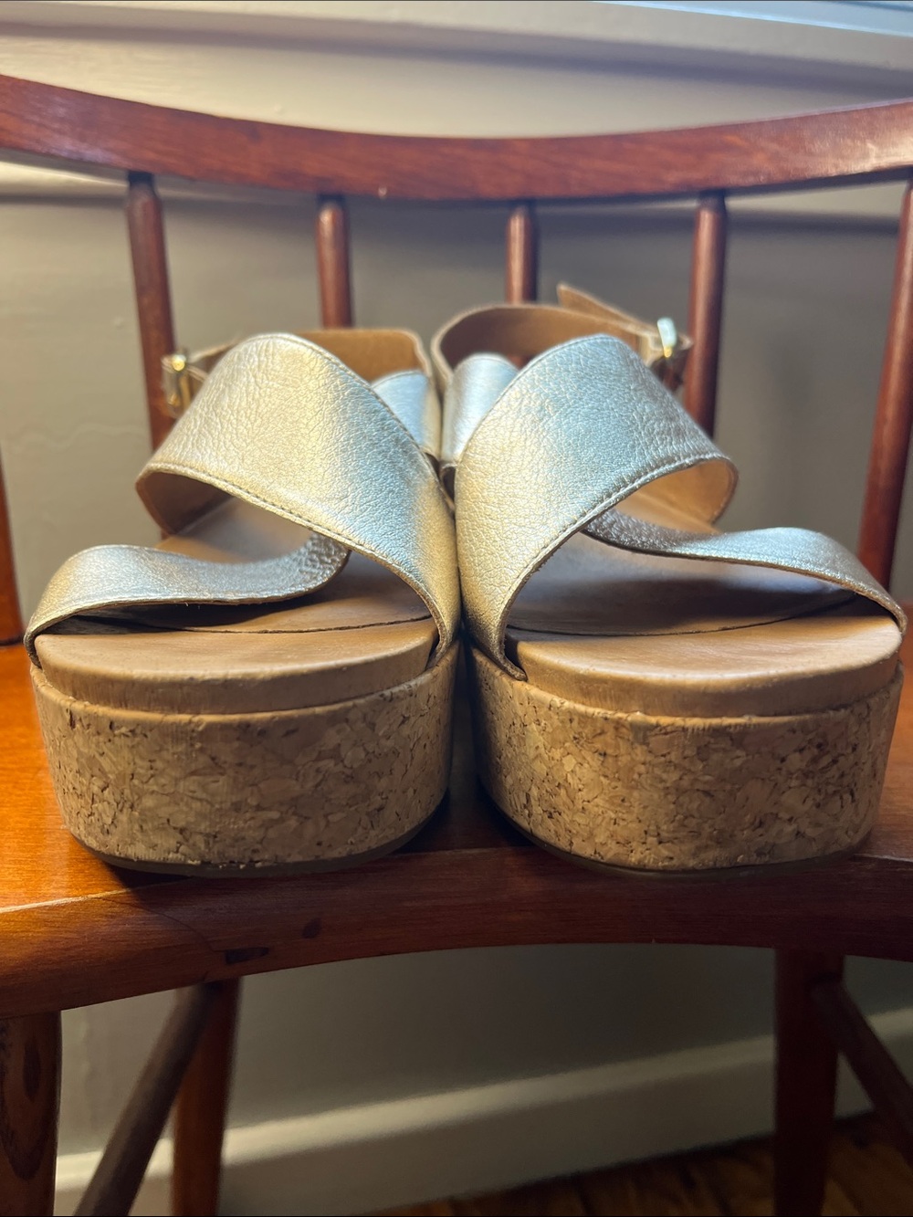 UGG Shoshana Wedge Sandals – Women’s Size 9 – Like New - Picture 4 of 11